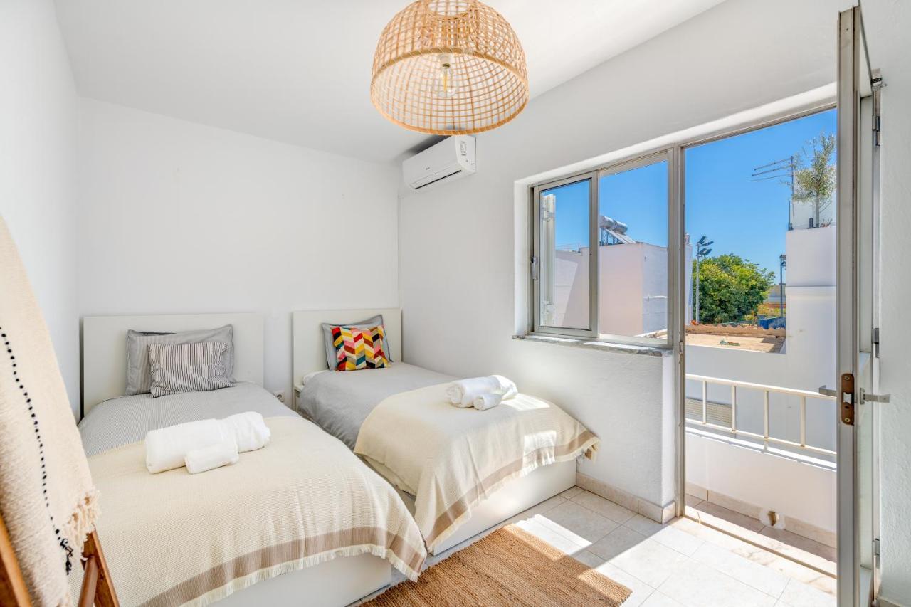 Casa Dos Amigos Apartment Алвор Екстериор снимка